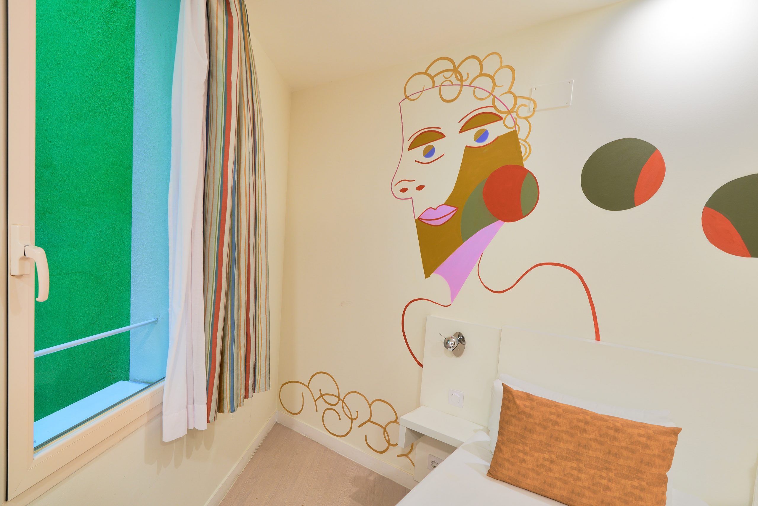 WEB 304 CABECERO PATIO