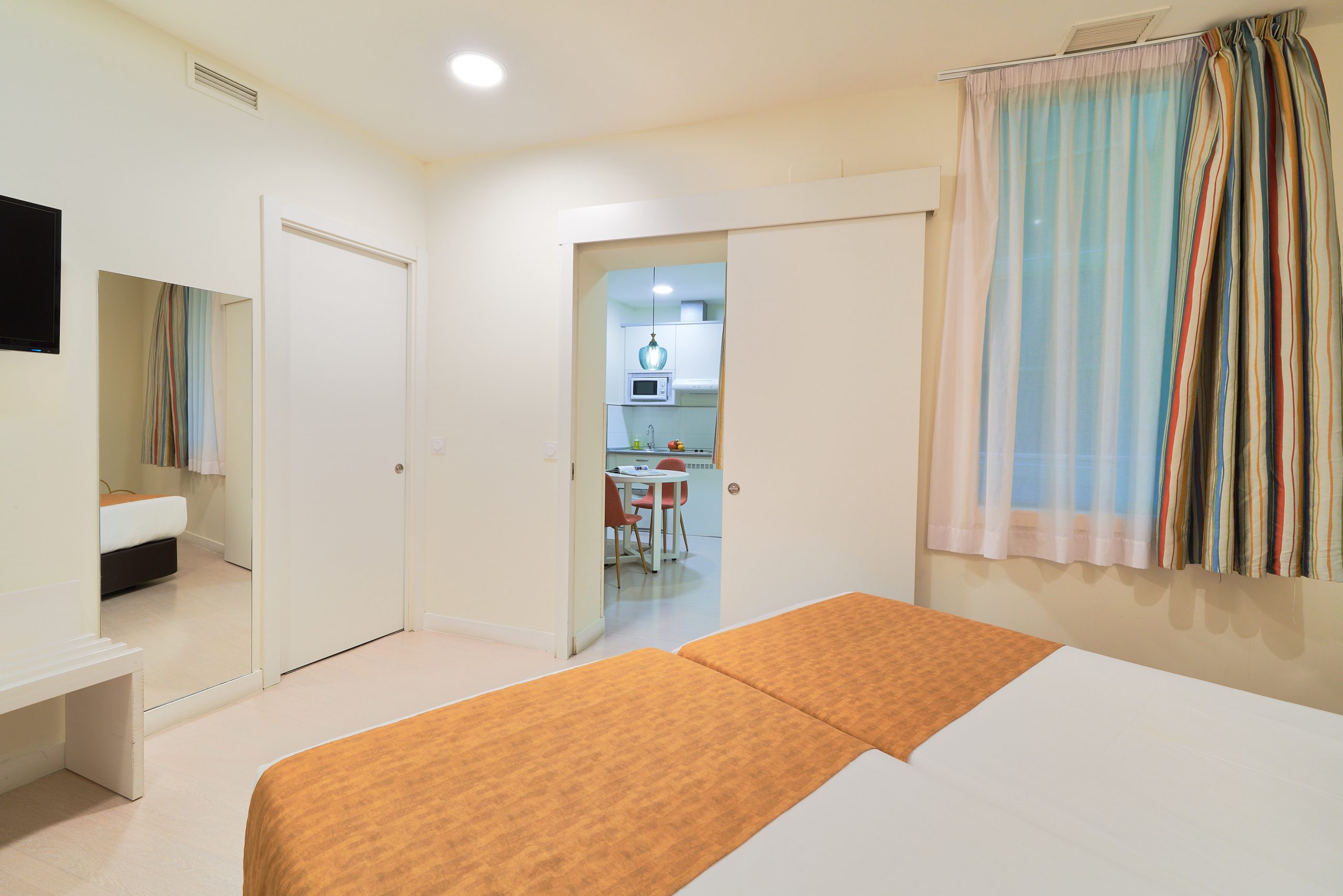 WEB 304 VISION GENERAL