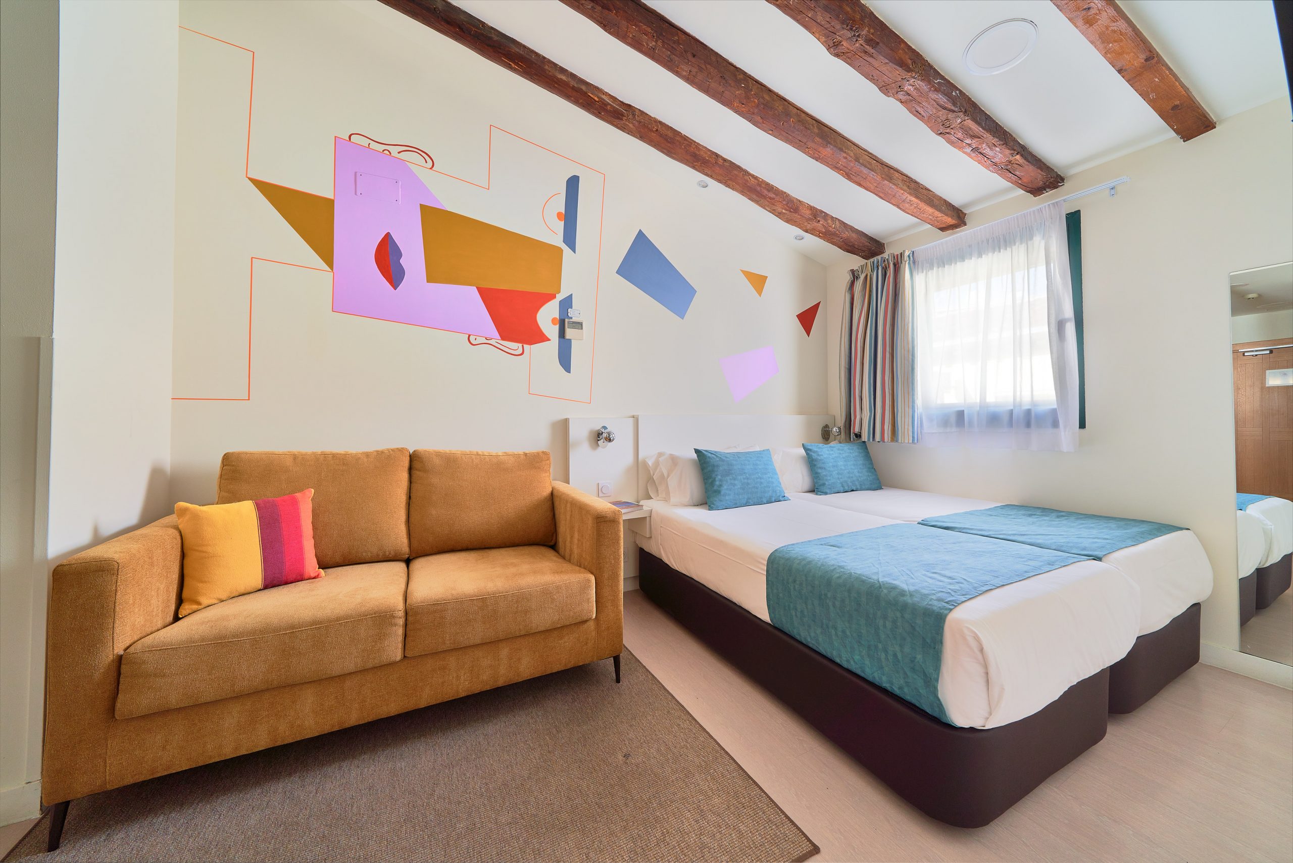 WEB 402 DORMITORIO SOFA