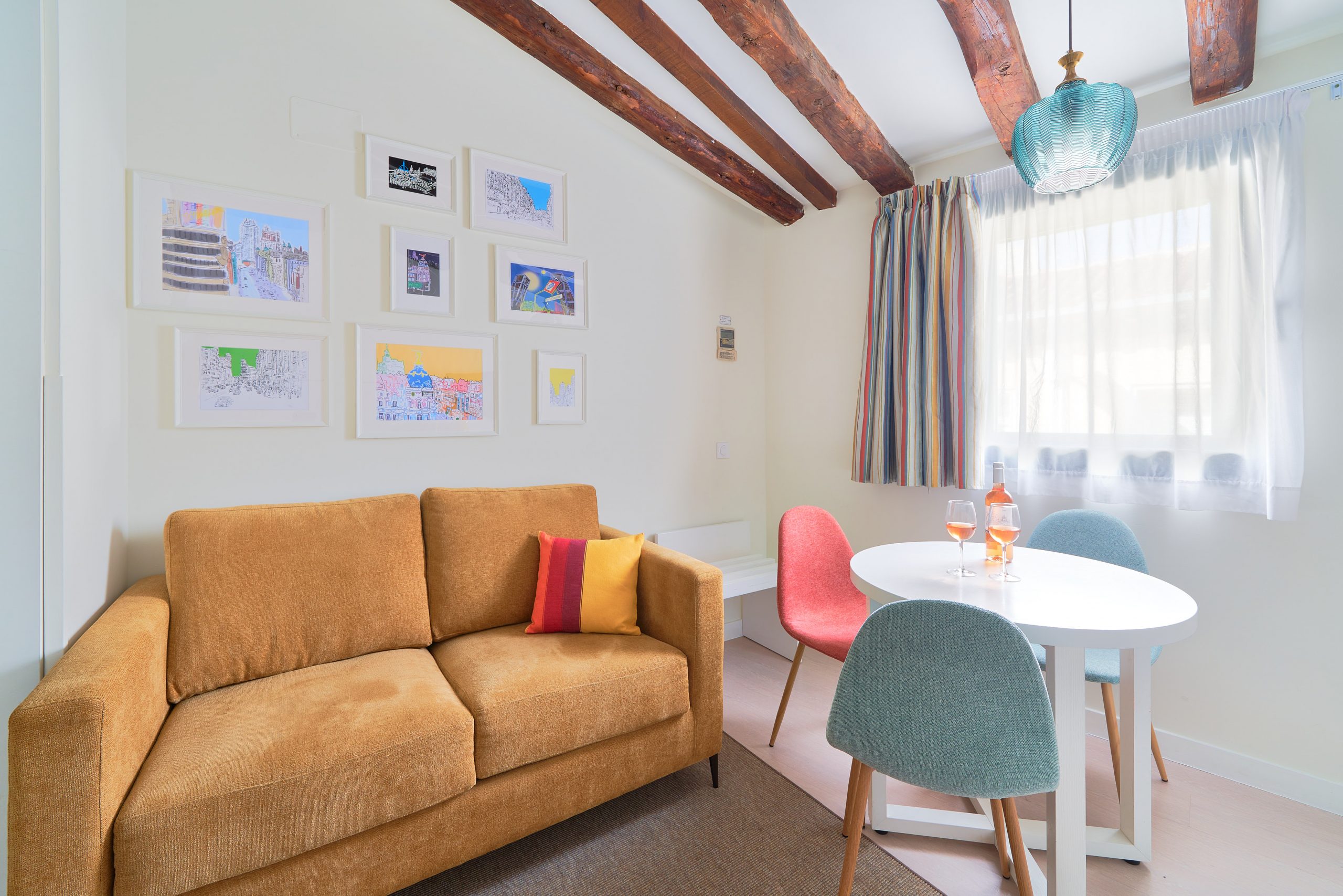 WEB 403 SALON COMEDOR