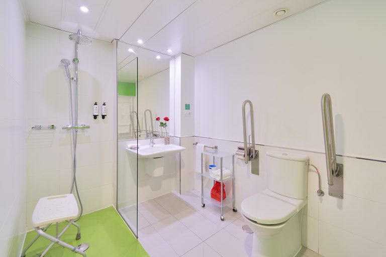 WEB 404 BAÑO ADAPTADO